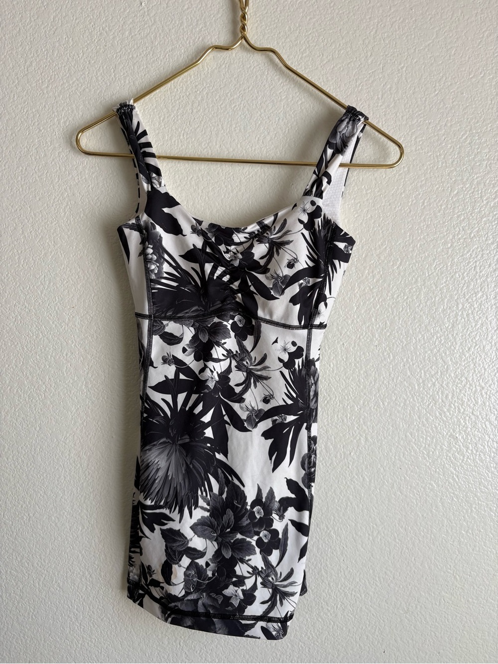 lululemon athletica Black & White Botanical Tank